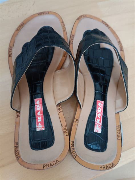 prada zehentrenner schwarz|Prada Sandalen für Damen .